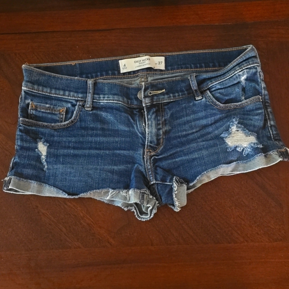Gilly Hicks, size 27, dark blue jean